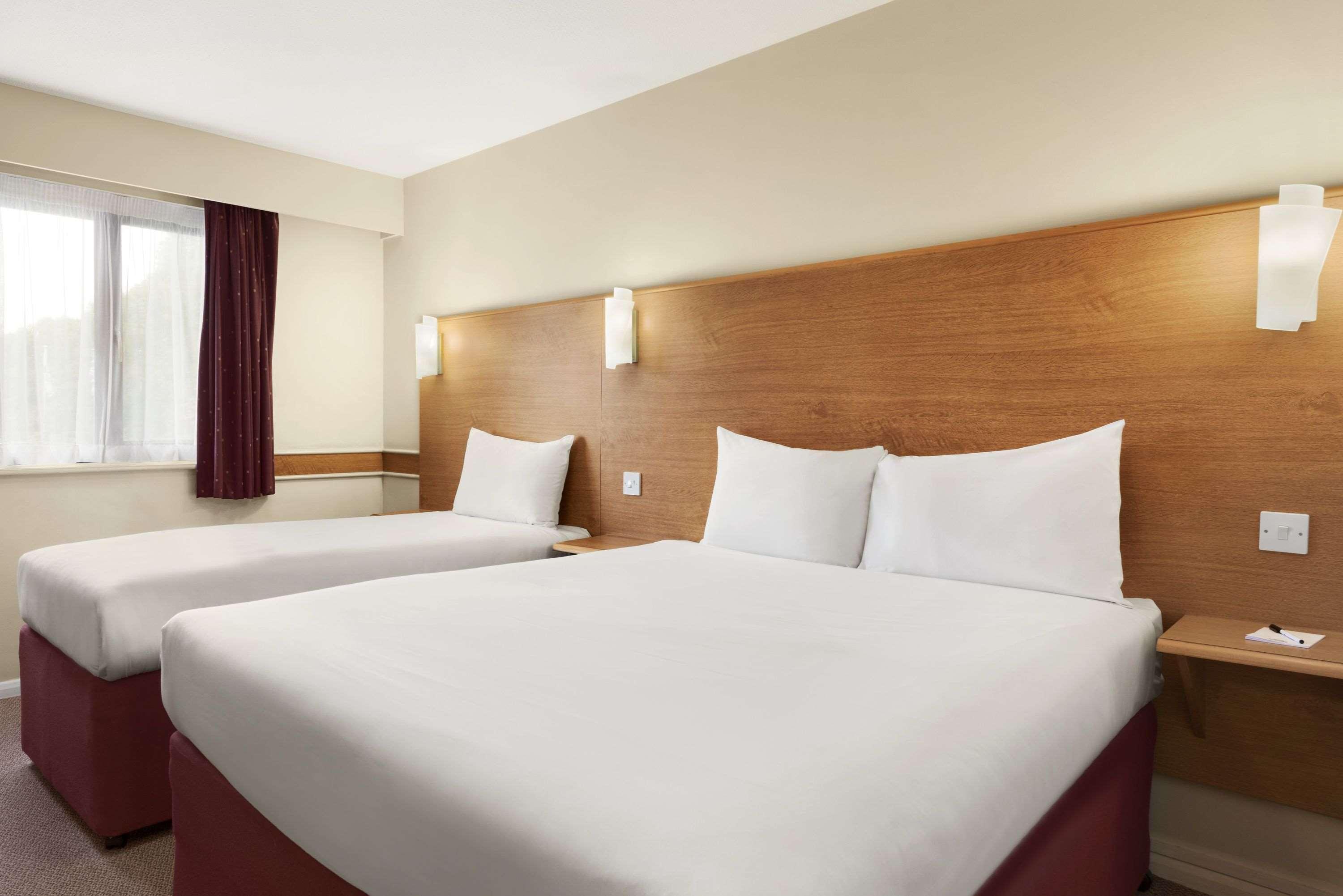 Days Inn Warwick Northbound M40 Ashorne Exteriör bild