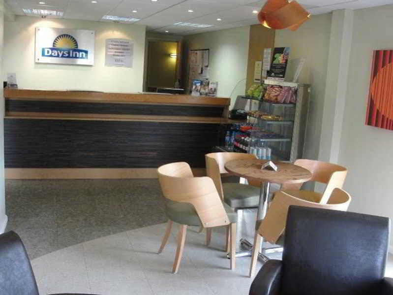 Days Inn Warwick Northbound M40 Ashorne Exteriör bild